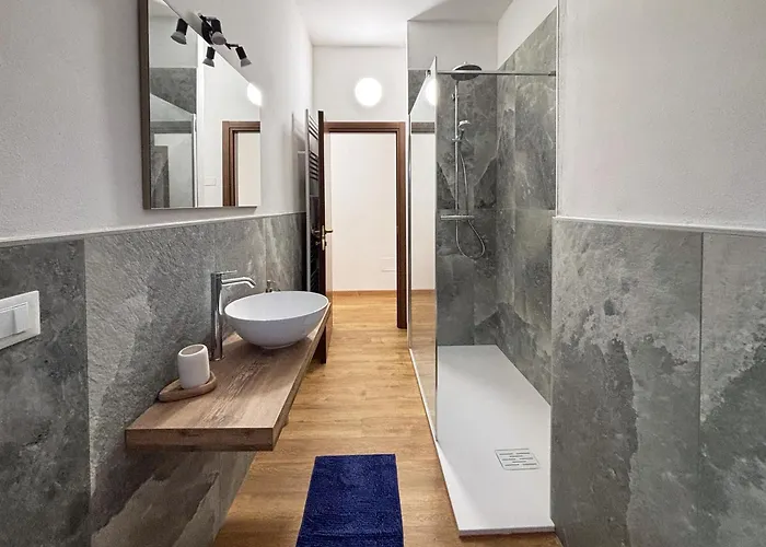 Spacious 2 Terraces 2 Parking Spaces 公寓