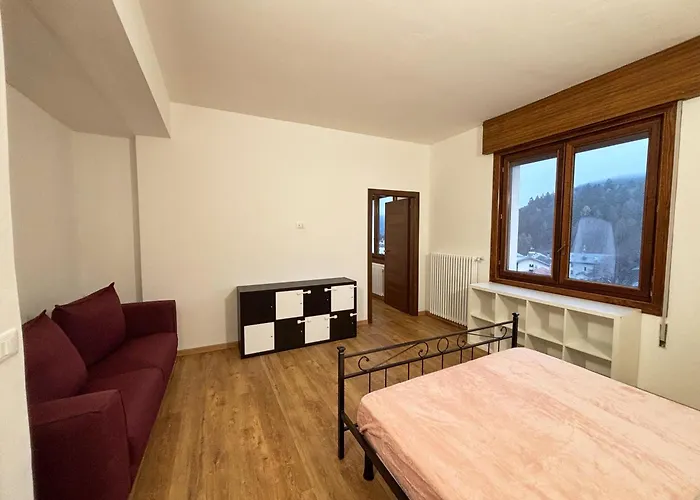 Spacious 2 Terraces 2 Parking Spaces アパート *